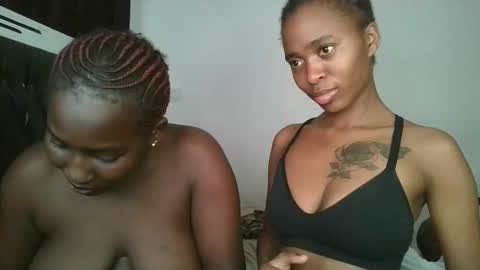 Snapshot of hottie_mistie chatting on May 5, 11:13 pm hottie_mistie online show from May 5, 11:13 pm