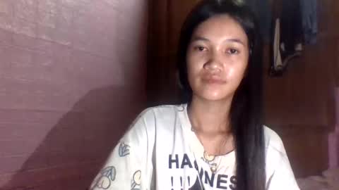 Snapshot of hottie_ptite chatting on March 14, 12:32 pm hottie_ptite online show from March 14, 12:32 pm
