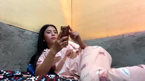 Snapshot of hottie_wildasian4uxxx chatting on April 8, 7:41 am hottie_wildasian4uxxx online show from April 8, 7:41 am