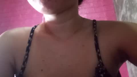 hottiekitty069 online show from April 15, 7:58 pm