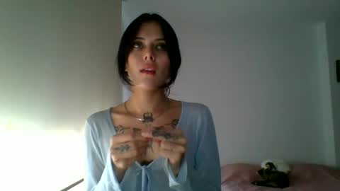 Snapshot of hottietat4u chatting on July 23, 5:33 pm Tat online show from July 23, 5:33 pm