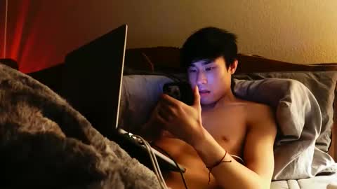 hottiewithabody101 online show from March 10, 3:28 pm