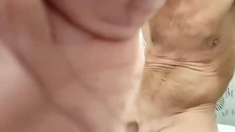 hottinrh2 online show from December 5, 2:44 pm