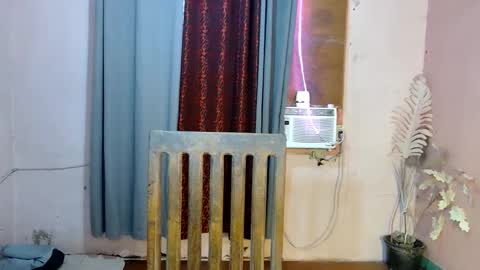 Snapshot of hotty_cassie chatting on October 3, 8:44 am cassie online show from October 3, 8:44 am