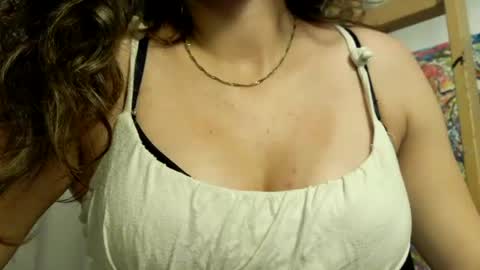 Snapshot of hotwinterxx chatting on July 3, 11:33 pm Hotwixx online show from July 3, 11:33 pm