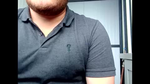 Snapshot of houskji8 chatting on October 2, 7:15 am houskji8 online show from October 2, 7:15 am