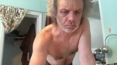 howlingatnothing online show from December 16, 7:19 pm