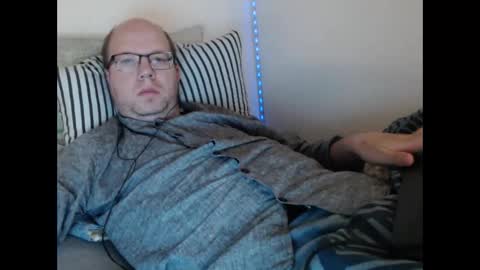Snapshot of hoyboydkk chatting on May 6, 9:47 am Christian online show from May 6, 9:47 am