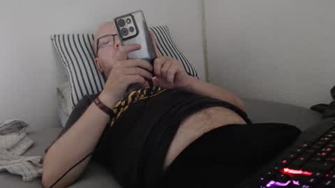Snapshot of hoyboydkk chatting on June 1, 2:19 pm Christian online show from June 1, 2:19 pm