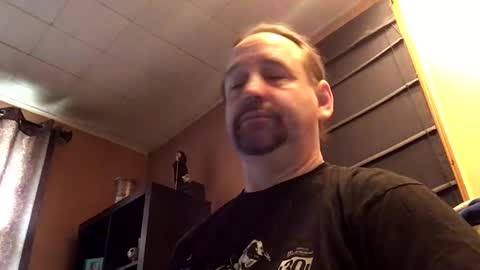 Snapshot of hpoker chatting on March 12, 2:01 pm hpoker online show from March 12, 2:01 pm