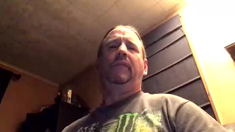 Snapshot of hpoker chatting on October 4, 3:04 am hpoker online show from October 4, 3:04 am