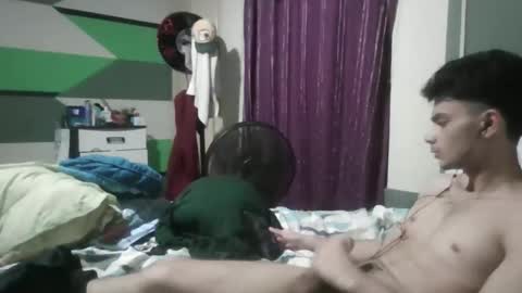 Snapshot of hsanchez6340 chatting on May 17, 8:01 am hsanchez6340 online show from May 17, 8:01 am