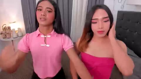 hugecock_pretty123 online show from April 10, 8:24 pm