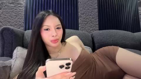 Tine Castillo online show from December 3, 3:14 am