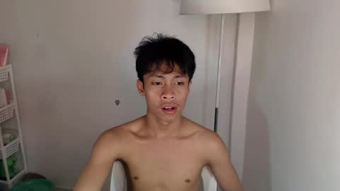 Snapshot of hugecockwayoy chatting on September 13, 4:12 am hugecockwayoy online show from September 13, 4:12 am