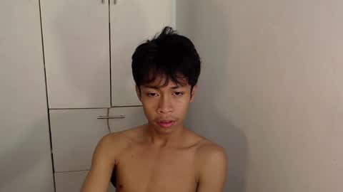 Snapshot of hugecockwayoy chatting on September 28, 10:04 pm hugecockwayoy online show from September 28, 10:04 pm