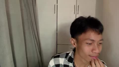 Snapshot of hugecockwayoy chatting on October 24, 8:16 pm hugecockwayoy online show from October 24, 8:16 pm