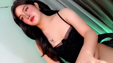 Yhanie online show from February 13, 11:23 pm