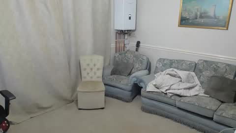 Snapshot of hugedick1965 chatting on October 30, 8:09 pm hugedick1965 online show from October 30, 8:09 pm