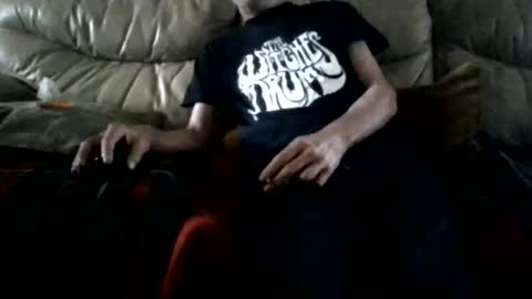 hugenob4u online show from May 31, 7:26 pm