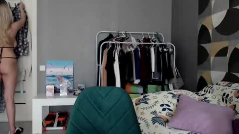 Snapshot of hugetittiesgerda chatting on February 28, 12:09 pm Gerda online show from February 28, 12:09 pm