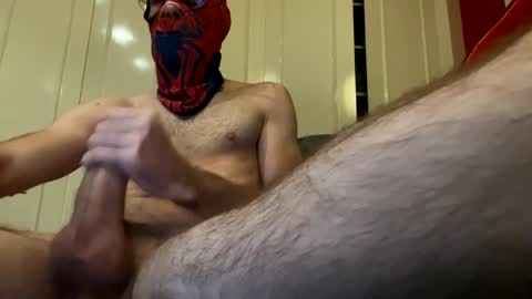 hugewhitecockboy online show from February 2, 11:00 pm