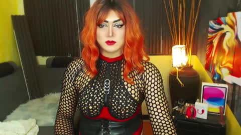 Snapshot of hugexmslovelyxcock chatting on May 15, 2:46 pm MsLovely online show from May 15, 2:46 pm