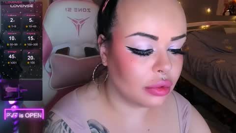 Maddison online show from January 17, 3:28 pm