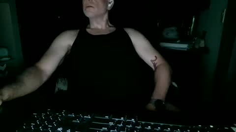 hughethigh online show from September 11, 6:13 am