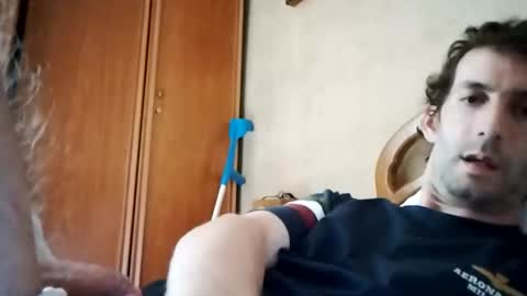 Snapshot of hugo25_xxx chatting on May 25, 3:29 pm AdriBigcock online show from May 25, 3:29 pm