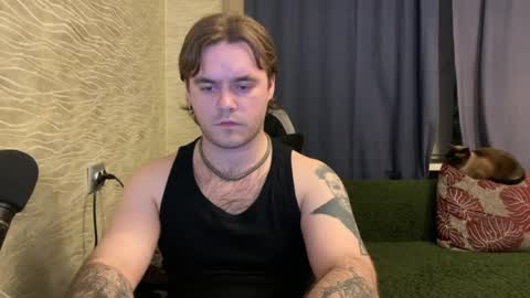 Snapshot of hugo__brad chatting on April 29, 7:20 pm Hugo online show from April 29, 7:20 pm
