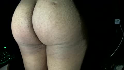 Snapshot of hugo_brazil chatting on November 2, 6:16 am hugo_brazil online show from November 2, 6:16 am