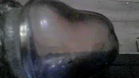 Snapshot of hugo_hug chatting on February 15, 9:22 pm David online show from February 15, 9:22 pm