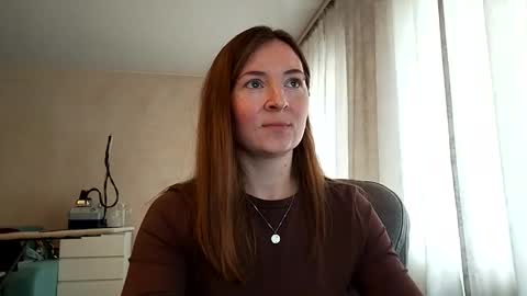 Snapshot of humpygrey chatting on September 22, 6:37 am HumpyGrey online show from September 22, 6:37 am