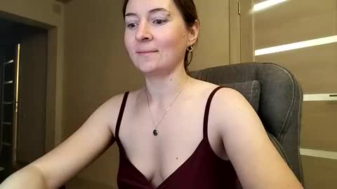 Snapshot of humpygrey chatting on October 5, 4:38 pm HumpyGrey online show from October 5, 4:38 pm