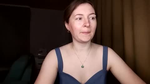 HumpyGrey online show from April 6, 6:31 pm