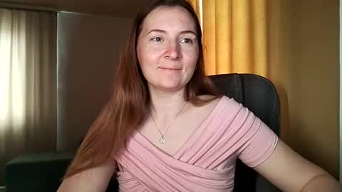 Snapshot of humpygrey chatting on June 5, 6:52 am HumpyGrey online show from June 5, 6:52 am