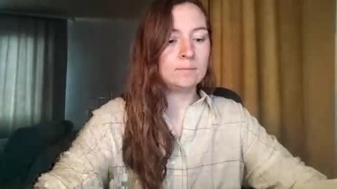 Snapshot of humpygrey chatting on June 15, 5:31 am HumpyGrey online show from June 15, 5:31 am