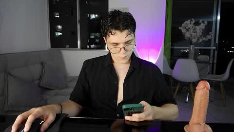 Snapshot of hun_damer chatting on October 3, 2:41 am hun_damer online show from October 3, 2:41 am