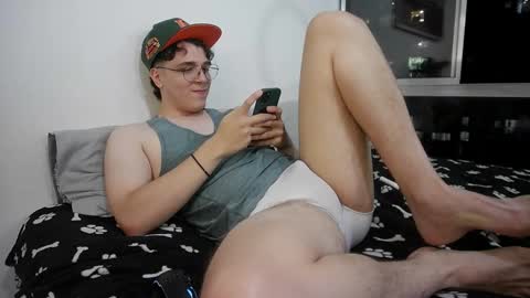 Snapshot of hun_damer chatting on October 9, 12:52 am hun_damer online show from October 9, 12:52 am