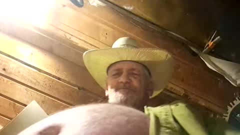 Snapshot of hung34u chatting on October 15, 6:57 am hung34u online show from October 15, 6:57 am