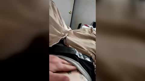 hung4u171197 online show from July 27, 3:52 pm
