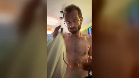 hung_hard_spun online show from June 3, 3:20 am
