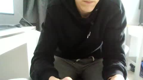 Snapshot of hungandhorny100 chatting on February 26, 1:52 pm Hungandhorny100 online show from February 26, 1:52 pm