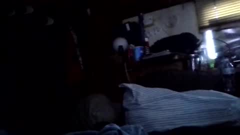 Snapshot of hungcocklg chatting on April 8, 2:33 am hungcocklg online show from April 8, 2:33 am