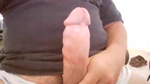 hungg1981 online show from October 22, 3:18 am