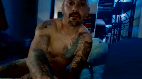 Snapshot of hungherowithoutacape chatting on July 2, 5:57 am hungherowithoutacape online show from July 2, 5:57 am