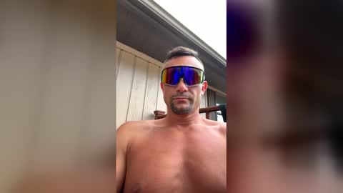 hunglikeray2286 online show from May 31, 9:49 pm