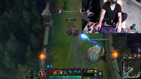 Snapshot of hungryboyyb chatting on March 1, 9:17 pm LittleDevilXo1999 online show from March 1, 9:17 pm