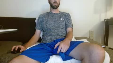 Snapshot of hungslim8inch chatting on July 15, 12:27 am King Hungslim online show from July 15, 12:27 am